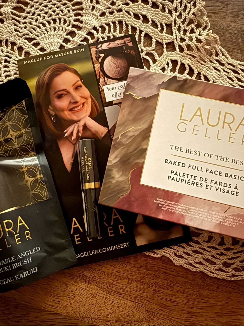 Laura Geller Pink Buttercream & Champagne Highlighting Blush Palette